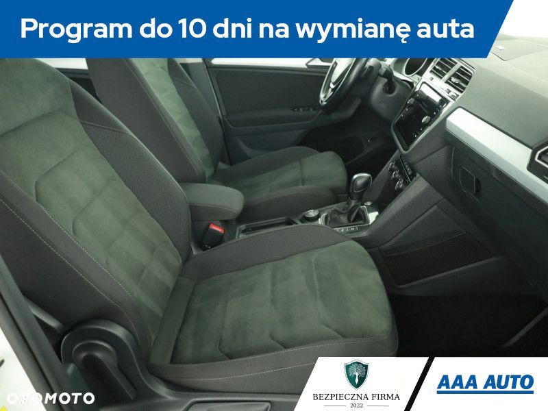 Volkswagen Tiguan - 9
