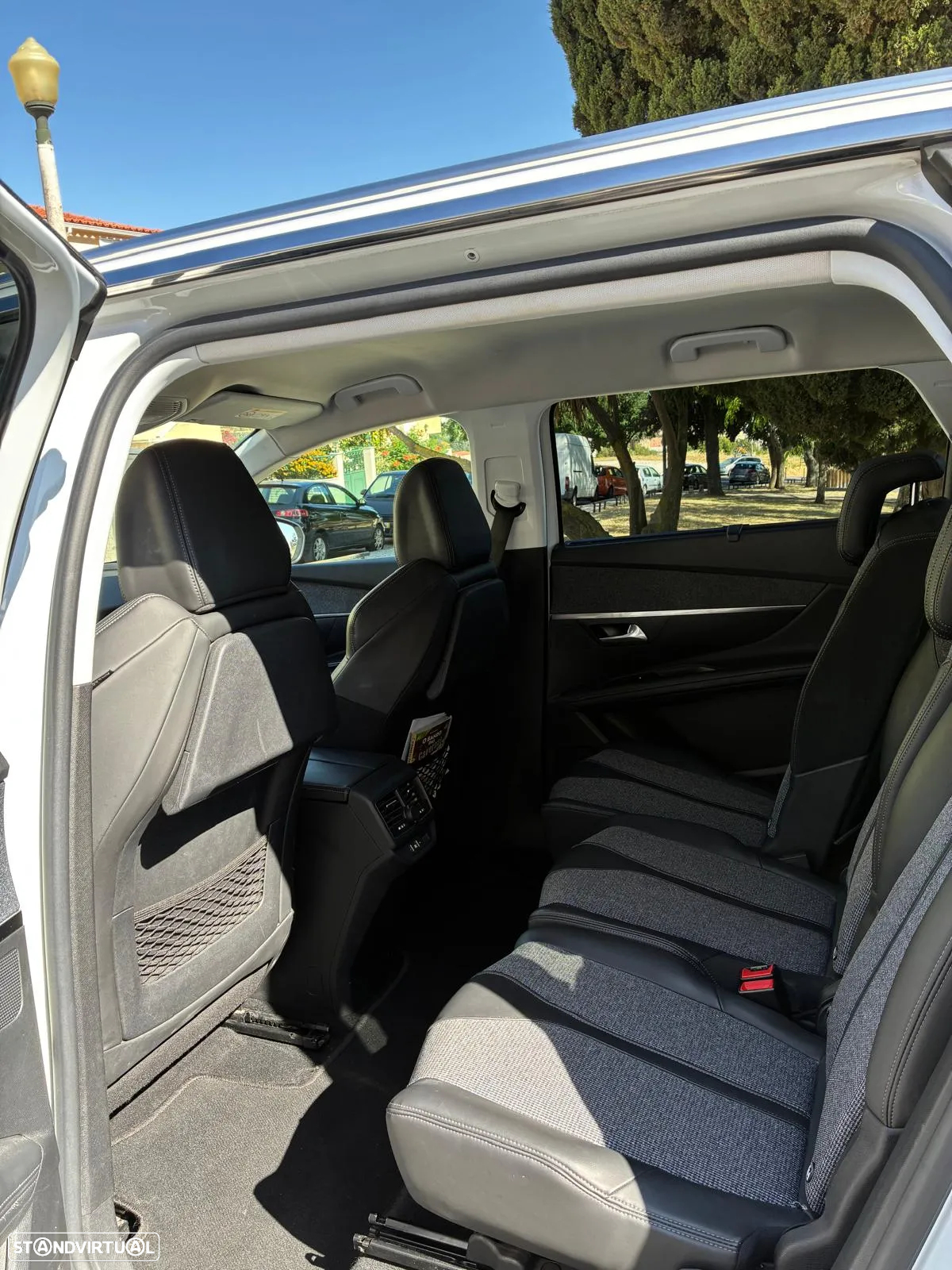 Peugeot 5008 1.5 BlueHDi Allure EAT8 - 10
