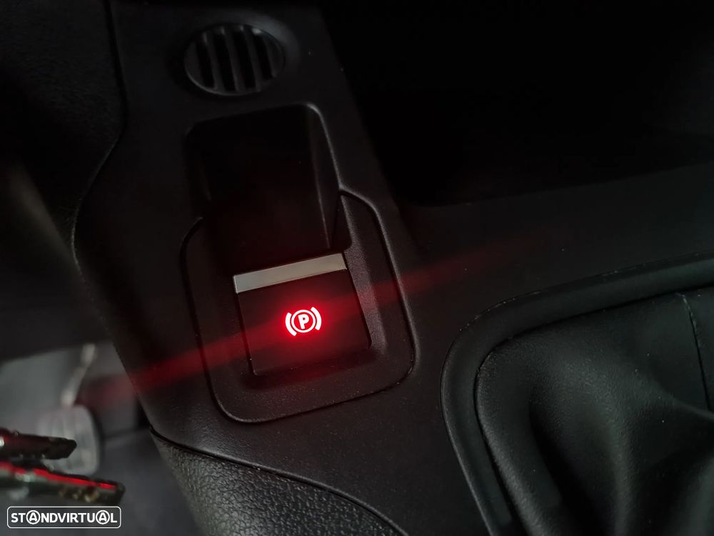 Peugeot Partner Premium 1.6 HDi 100CV * Gps/AC/ IVA incluído - 22