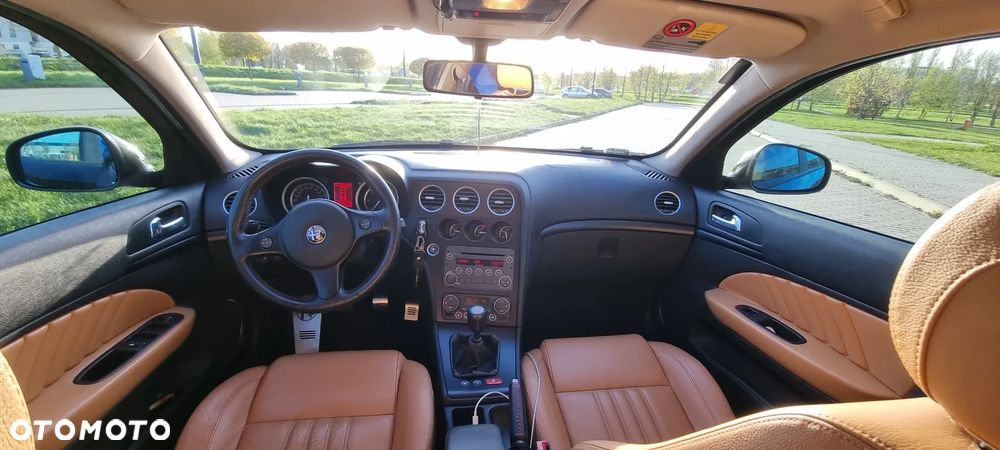 Alfa Romeo 159 - 8