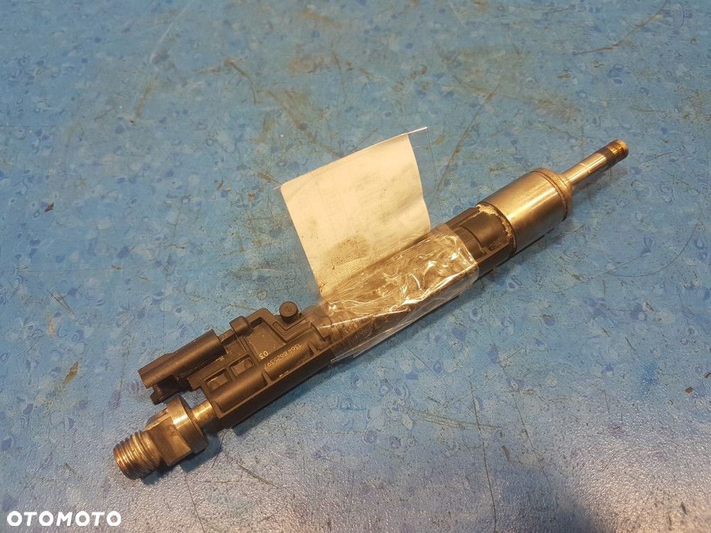 BMW 3 F30 2.0 328I N20B20A WTRYSKIWACZ 8625397 - 4