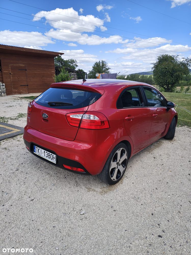 Kia Rio 1.2 M - 10