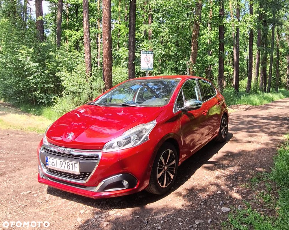 Peugeot 208 PureTech 110 Stop & Start Allure - 1