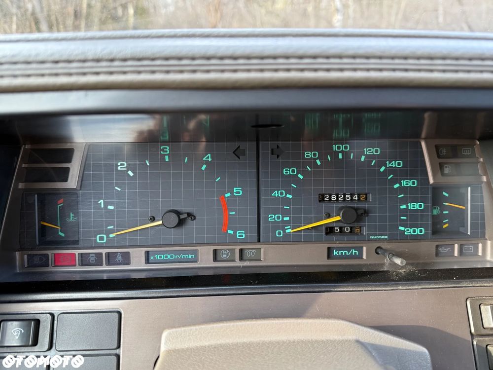 Nissan Laurel 2.8 GL D - 16