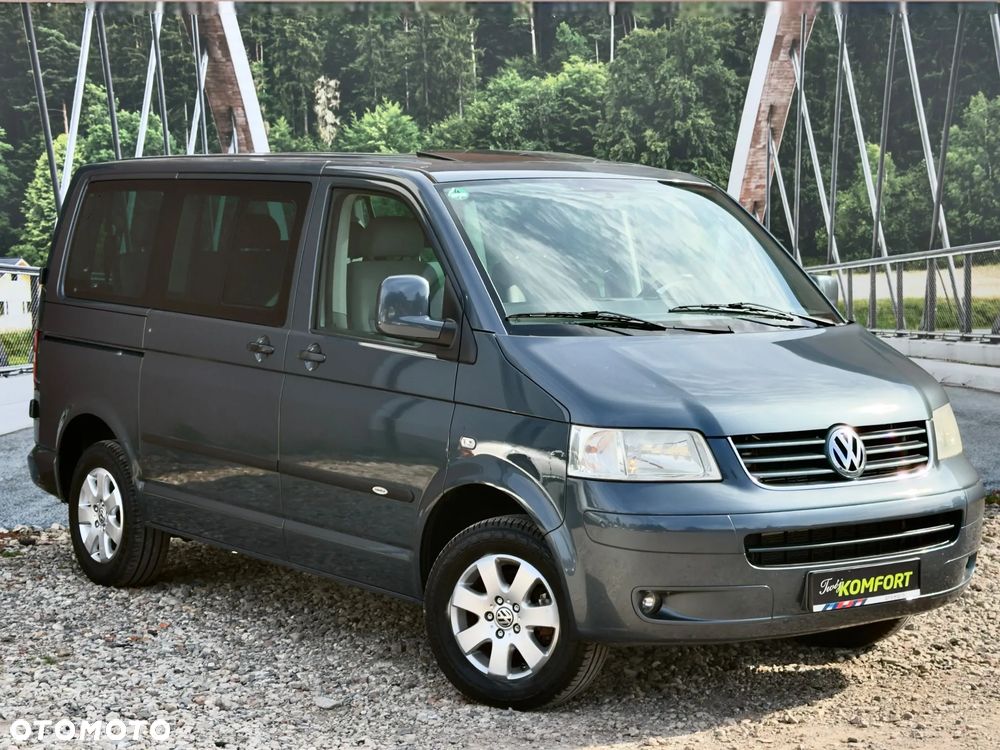 Volkswagen Caravelle - 7
