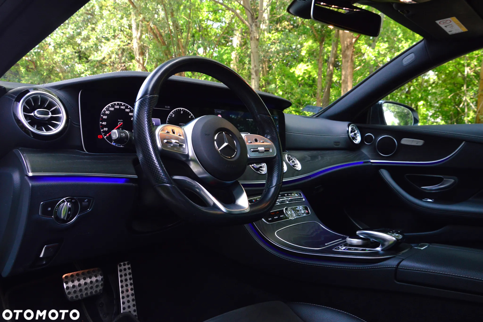 Mercedes-Benz Klasa E 220 d Coupe 4-Matic 9G-TRONIC - 10