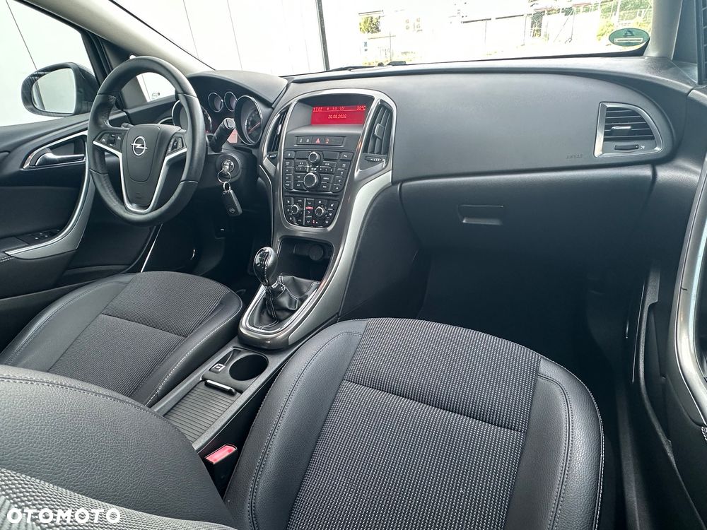 Opel Astra 1.4 Turbo Innovation - 14