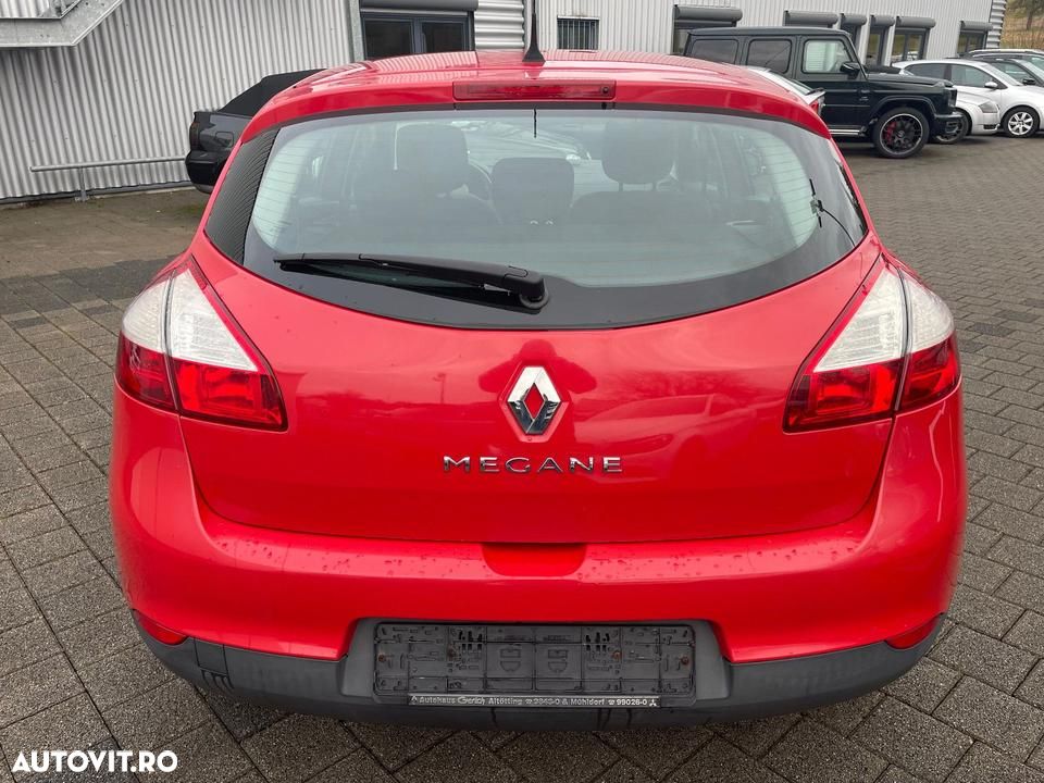 Renault Megane 1.6 16V 110 Expression - 5
