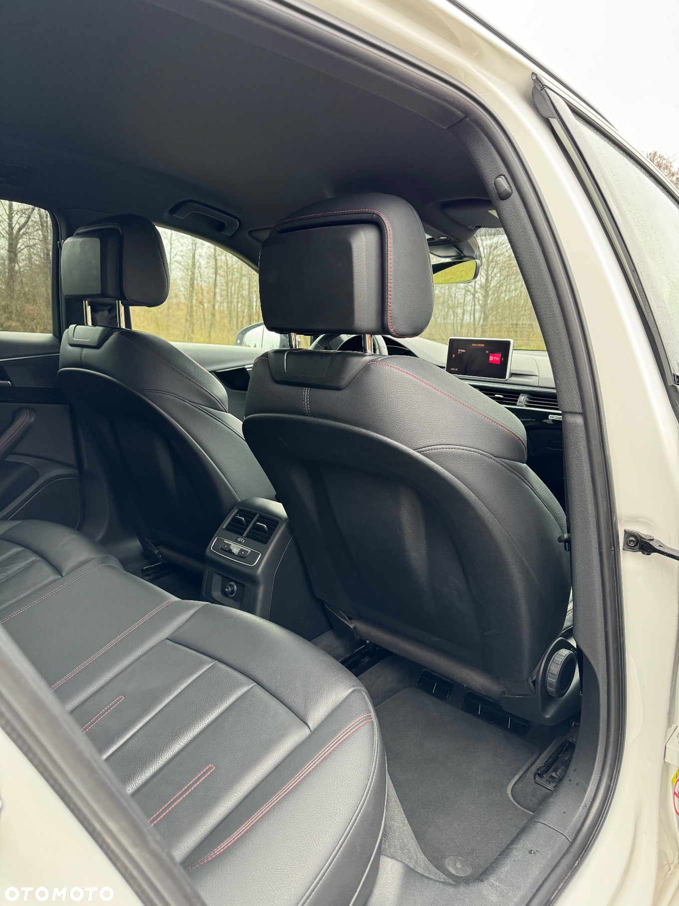 Audi A4 Avant 40 TDI quattro S tronic S line - 18