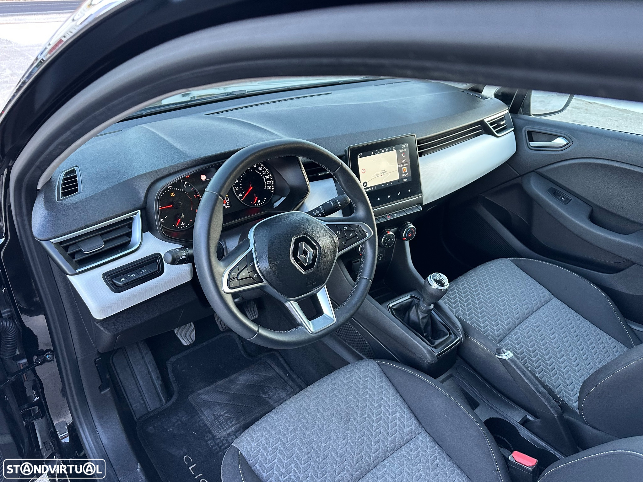 Renault Clio 1.5 Blue dCi Evolution - 17