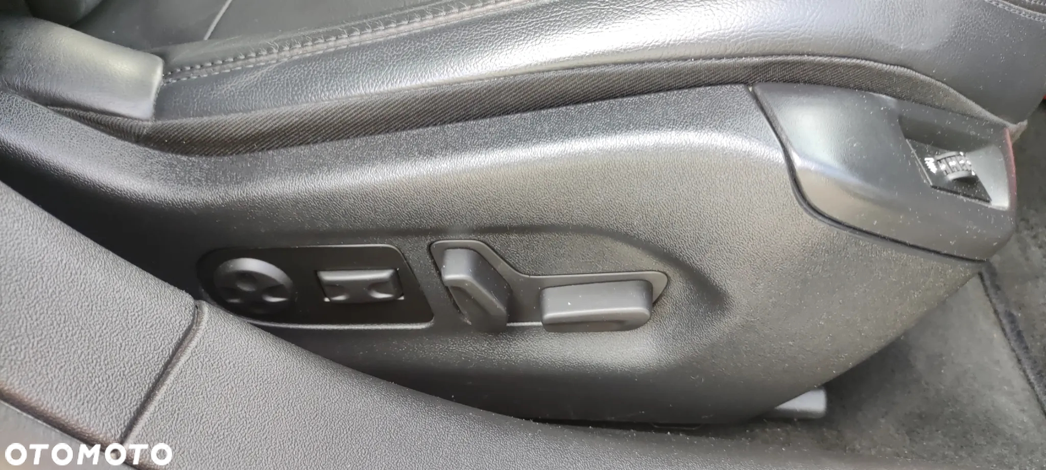 Citroën C5 2.0 HDi Exclusive - 25