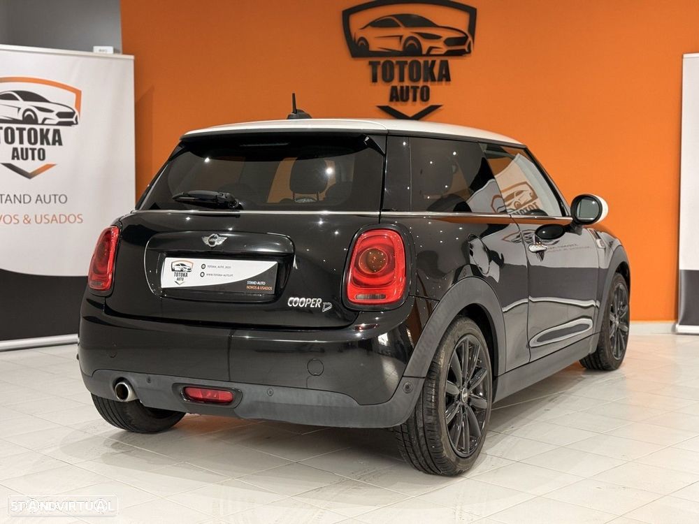 MINI 3 Portas Cooper D - 3
