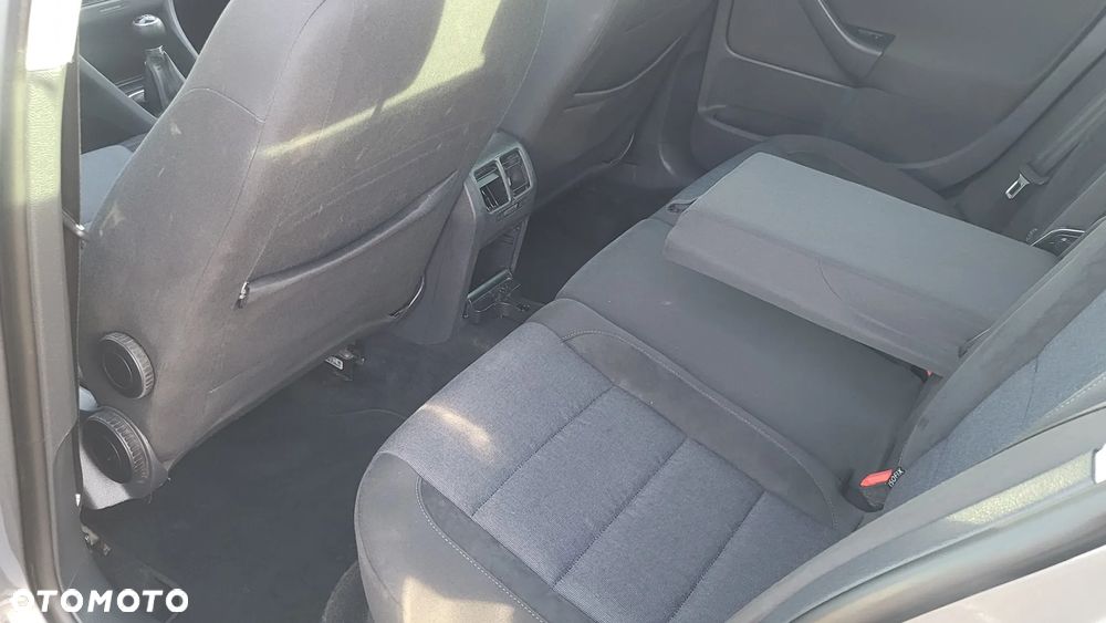 Volkswagen Golf 1.2 TSI BlueMotion Technology Style - 23