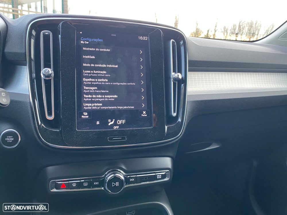 Volvo XC 40 1.5 T5 PHEV Momentum Plus - 30