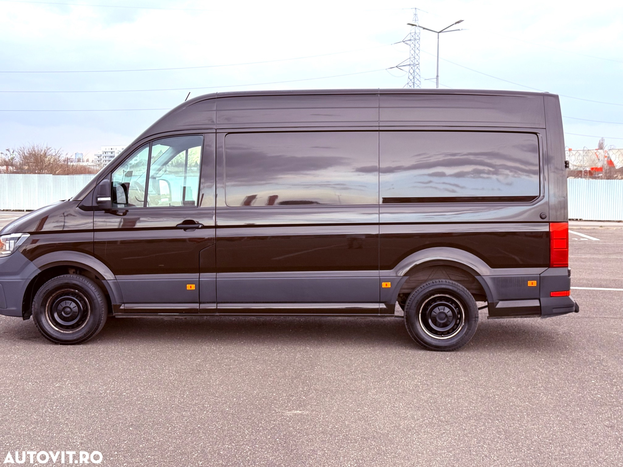 Volkswagen Crafter 3.5 CD Bena L3 FWD 103kW - 14