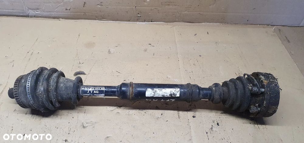 Półoś plewy przód przednia lewa VW Passat B5 1.8 20V 8D0407271AQ - 1