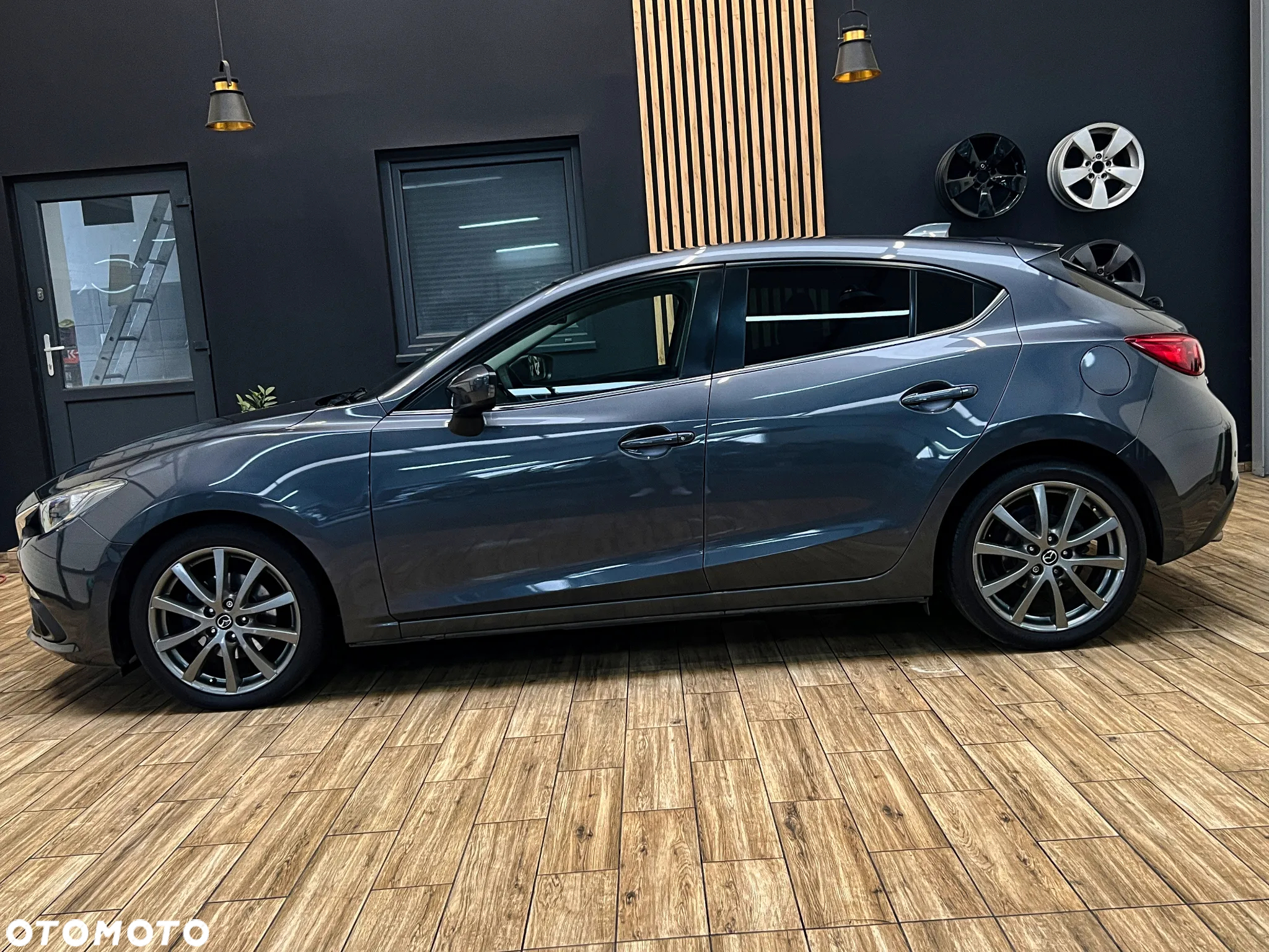 Mazda 3 - 11