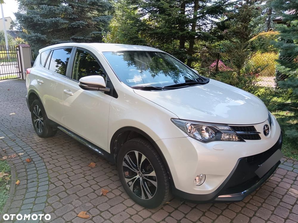 Toyota RAV4 - 1