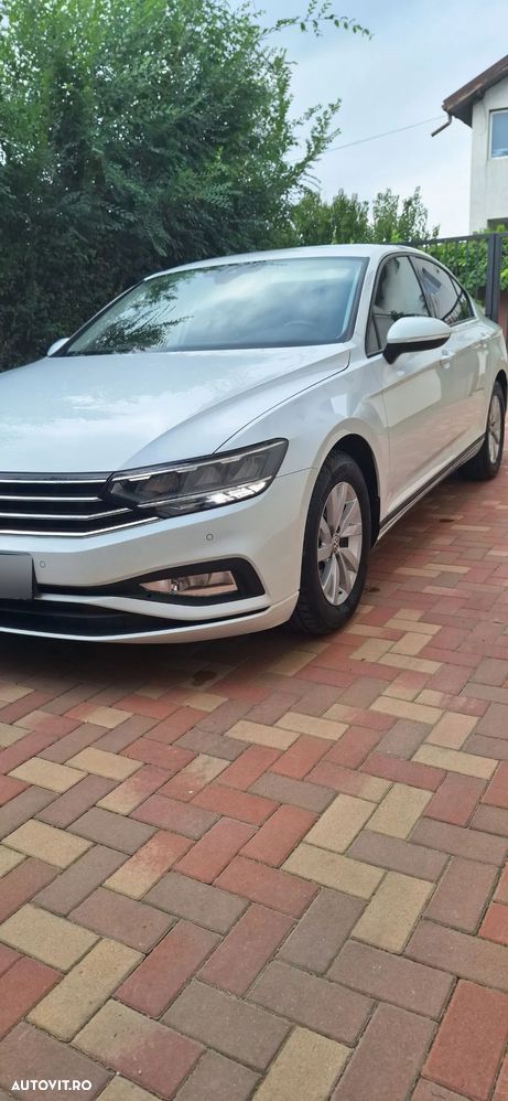 Volkswagen Passat 1.5 TSI ACT DSG Advance - 4