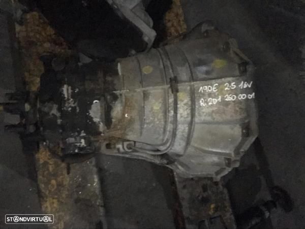 Caixa De Velocidades Mercedes-Benz 190 D - 1