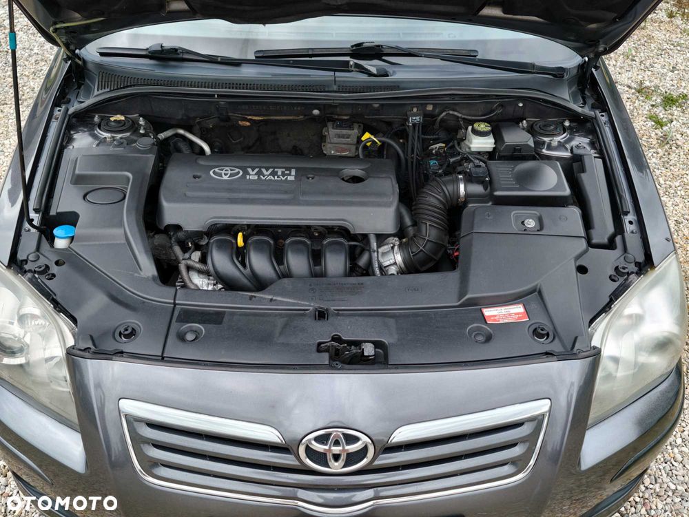 Toyota Avensis - 3