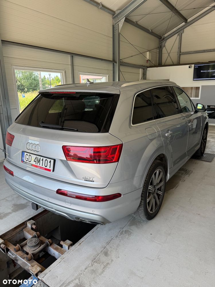 Audi Q7 3.0 TFSI Quattro Tiptronic - 7