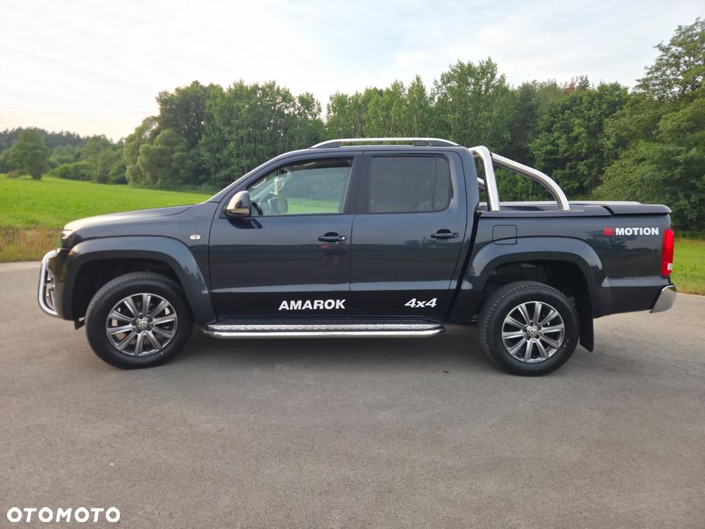 Volkswagen Amarok - 10
