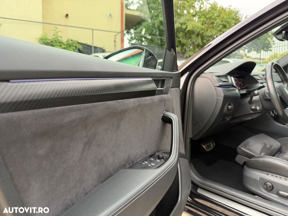 Skoda Superb 2.0 TDI DSG Sportline - 15