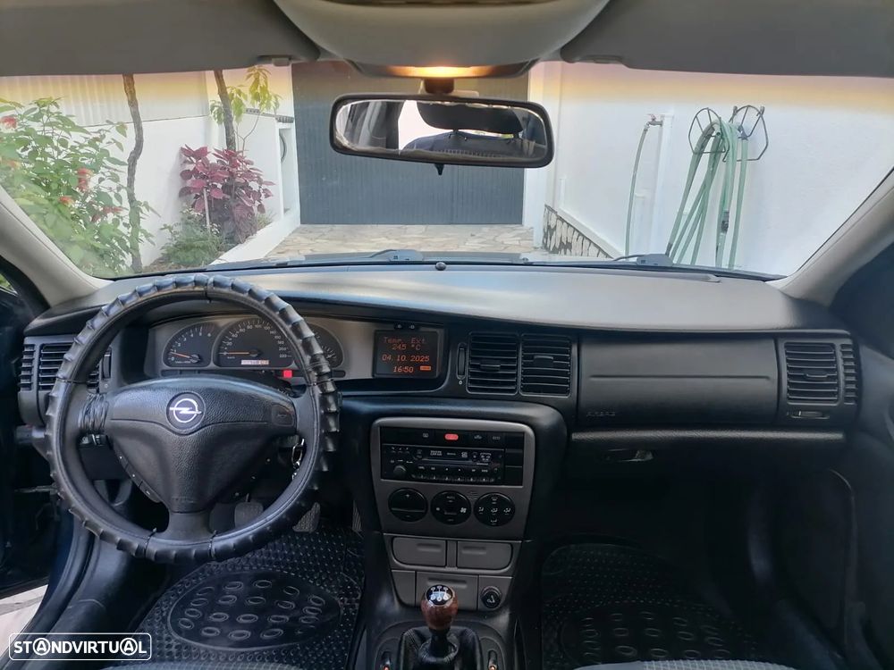 Opel Vectra Caravan 2.0 DTi Sport - 11