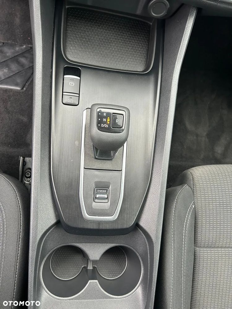 Nissan Qashqai 1.3 DIG-T mHEV N-Connecta Xtronic - 21