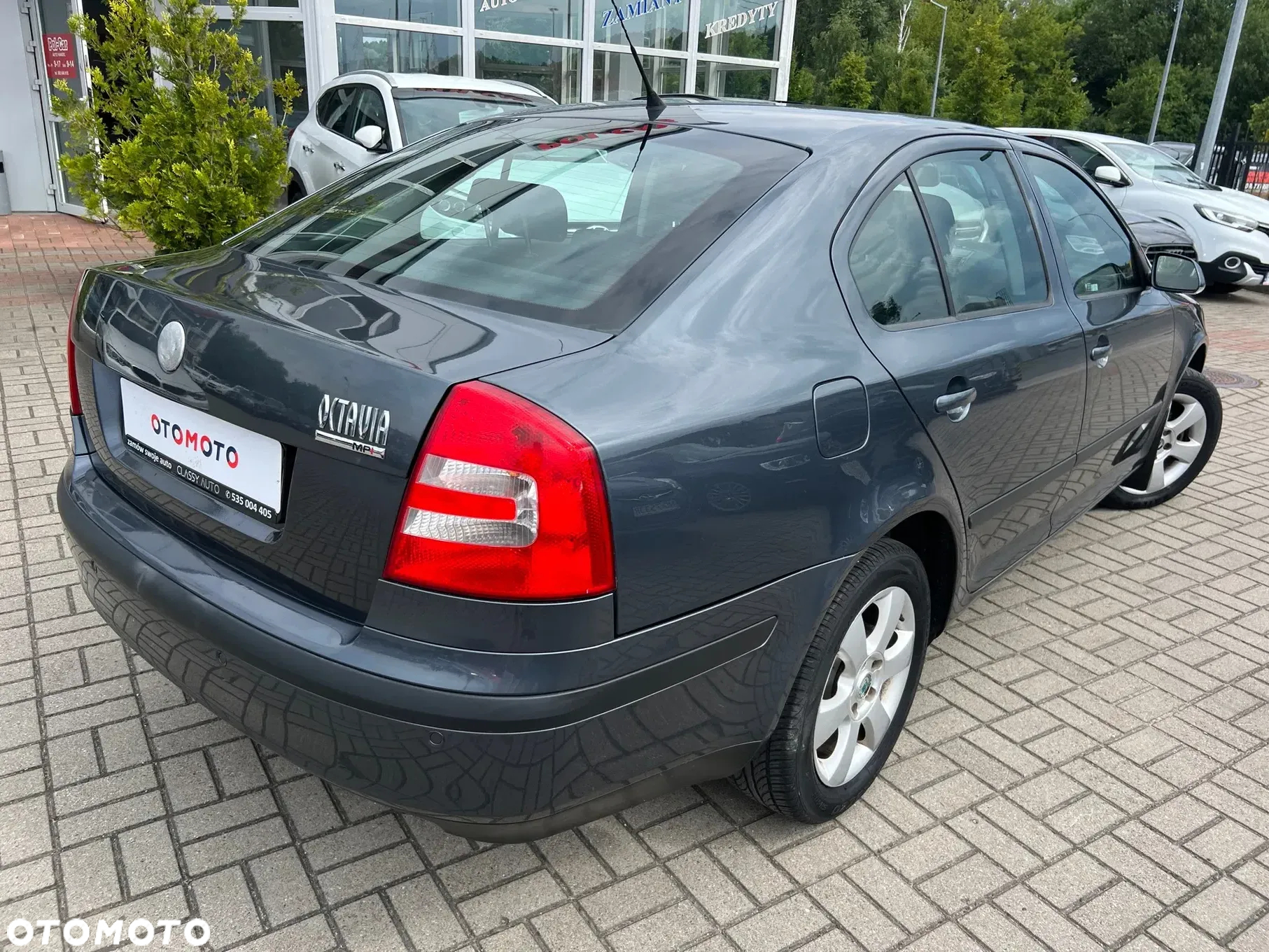 Skoda Octavia 1.6 Elegance - 15