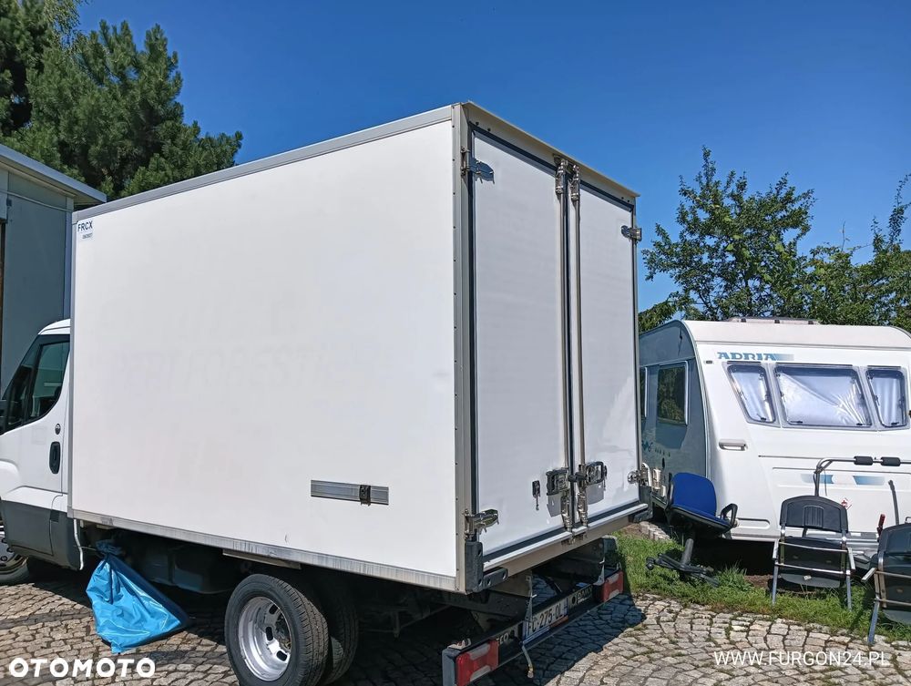 KONTENER IZOTERMA CHŁODNIA CARRIER XARIOS 350 NR 934 - 4