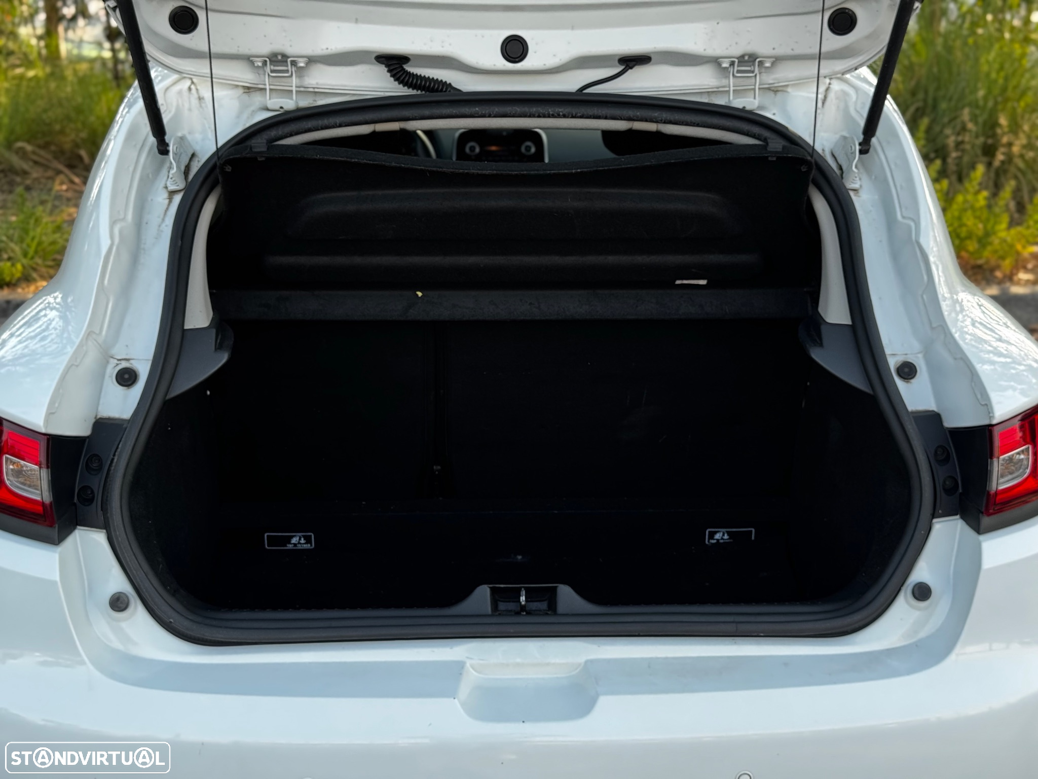 Renault Clio 1.5 dCi Zen - 17