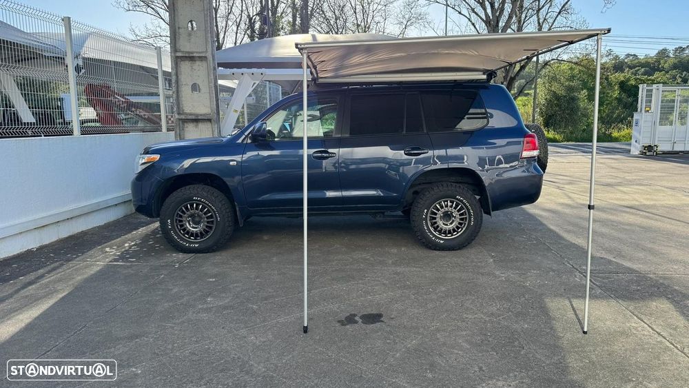 Toyota Land Cruiser VDJ 200 V8 4.5 D-4D - 5