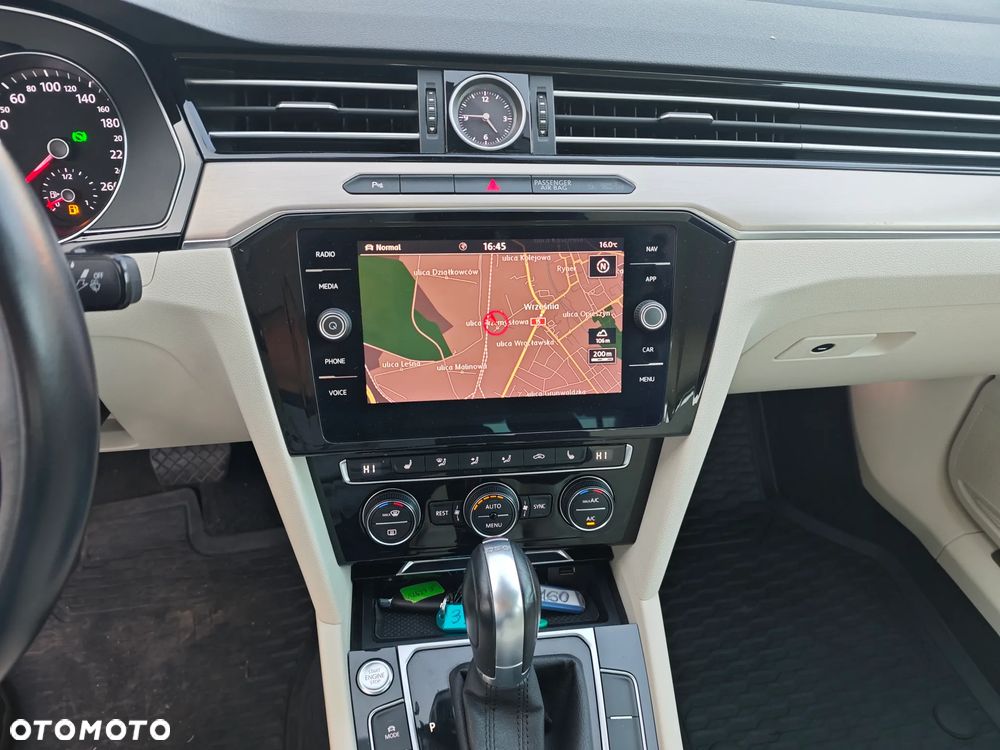 Volkswagen Passat 2.0 TSI BMT Highline DSG - 31
