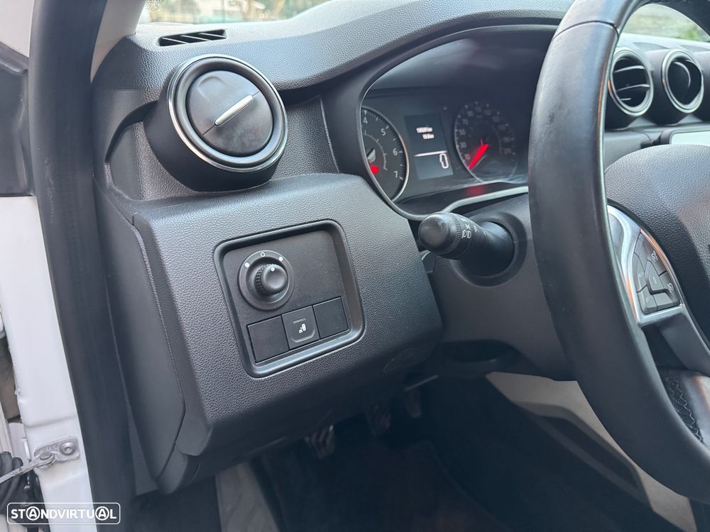 Dacia Duster 1.5 Blue dCi Prestige - 11