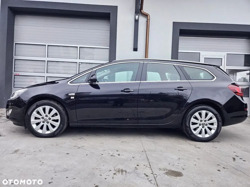 Opel Astra 2.0 CDTI DPF Automatik Cosmo - 4