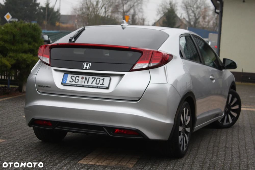 Honda Civic 1.8 Executive i-SHIFT - 33