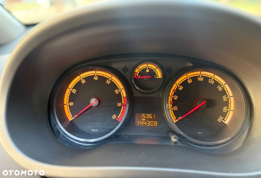 Opel Corsa - 16
