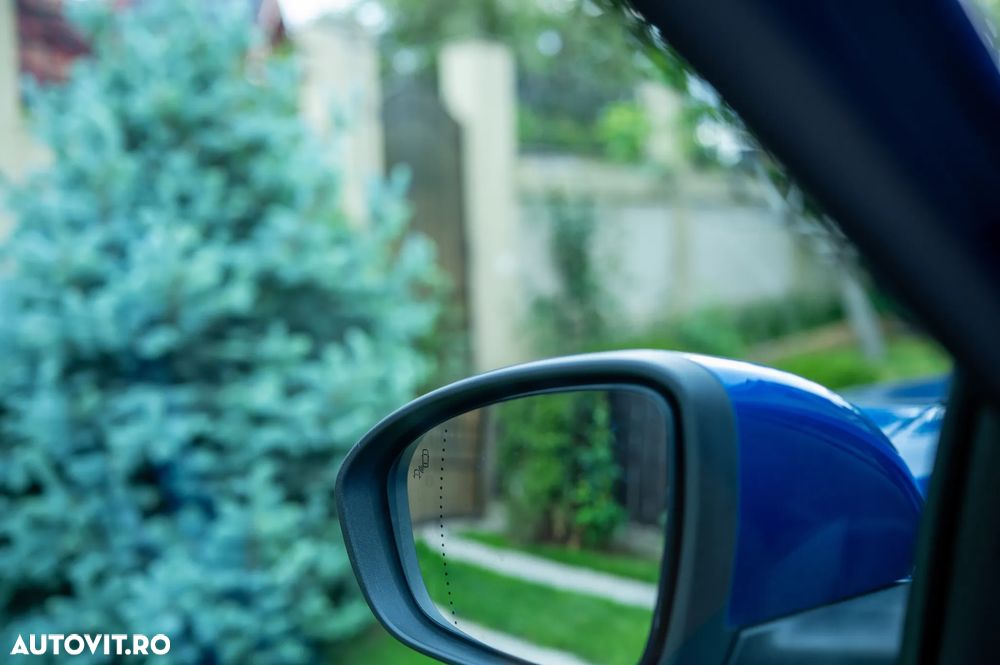 Renault Megane BLUE dCi EDC Intens - 28