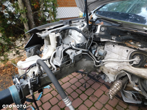 podłużnica ćwiartka przód prawa  VW PASSAT B7 LA7W
