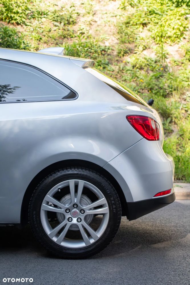 Seat Ibiza SC 1.4 16V Style - 28
