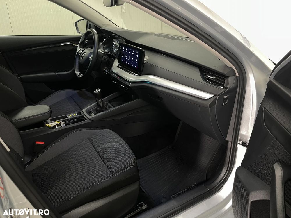 Skoda Octavia 2.0 TDI Ambition - 10