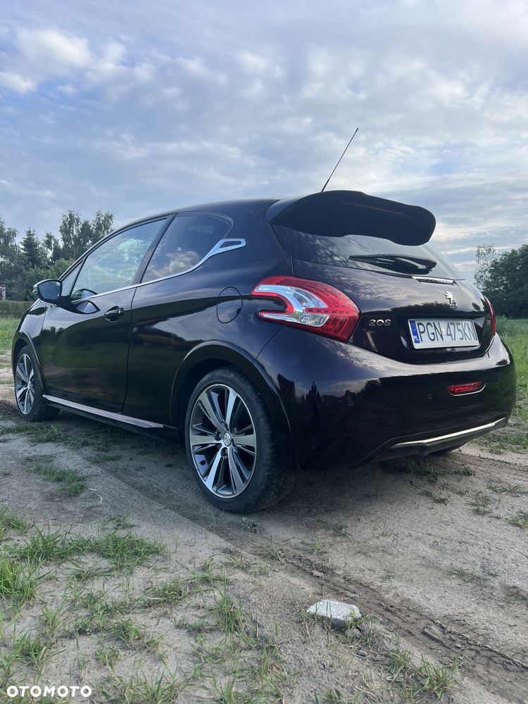 Peugeot 208 1.6 THP Allure - 9
