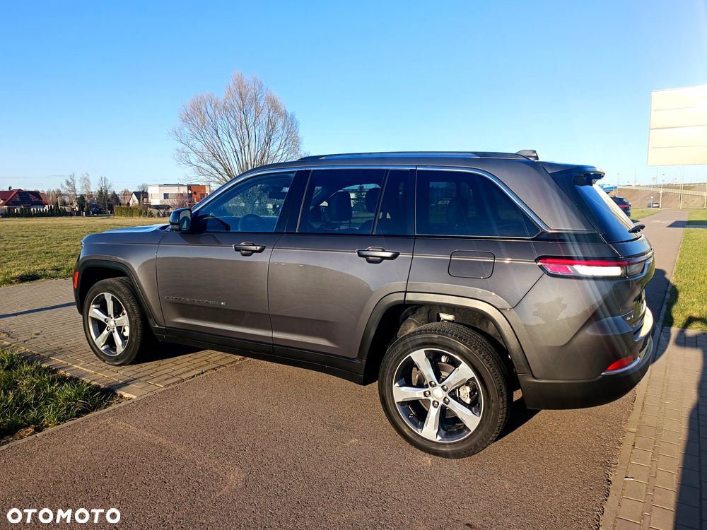 Jeep Grand Cherokee - 5