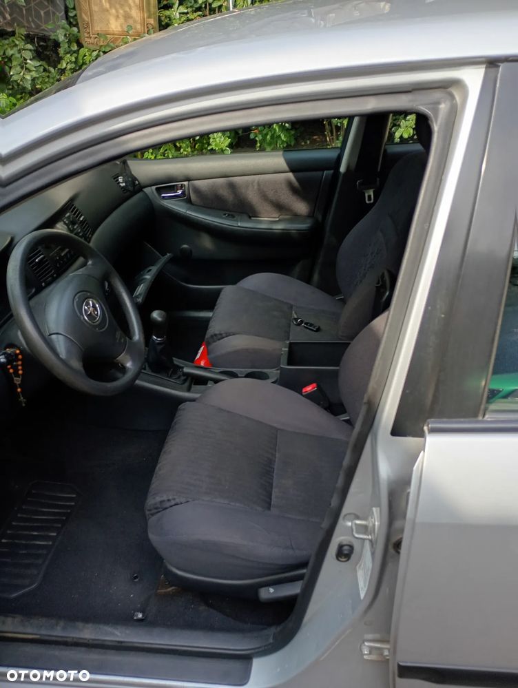 Toyota Corolla 1.4 VVT-i Base - 7