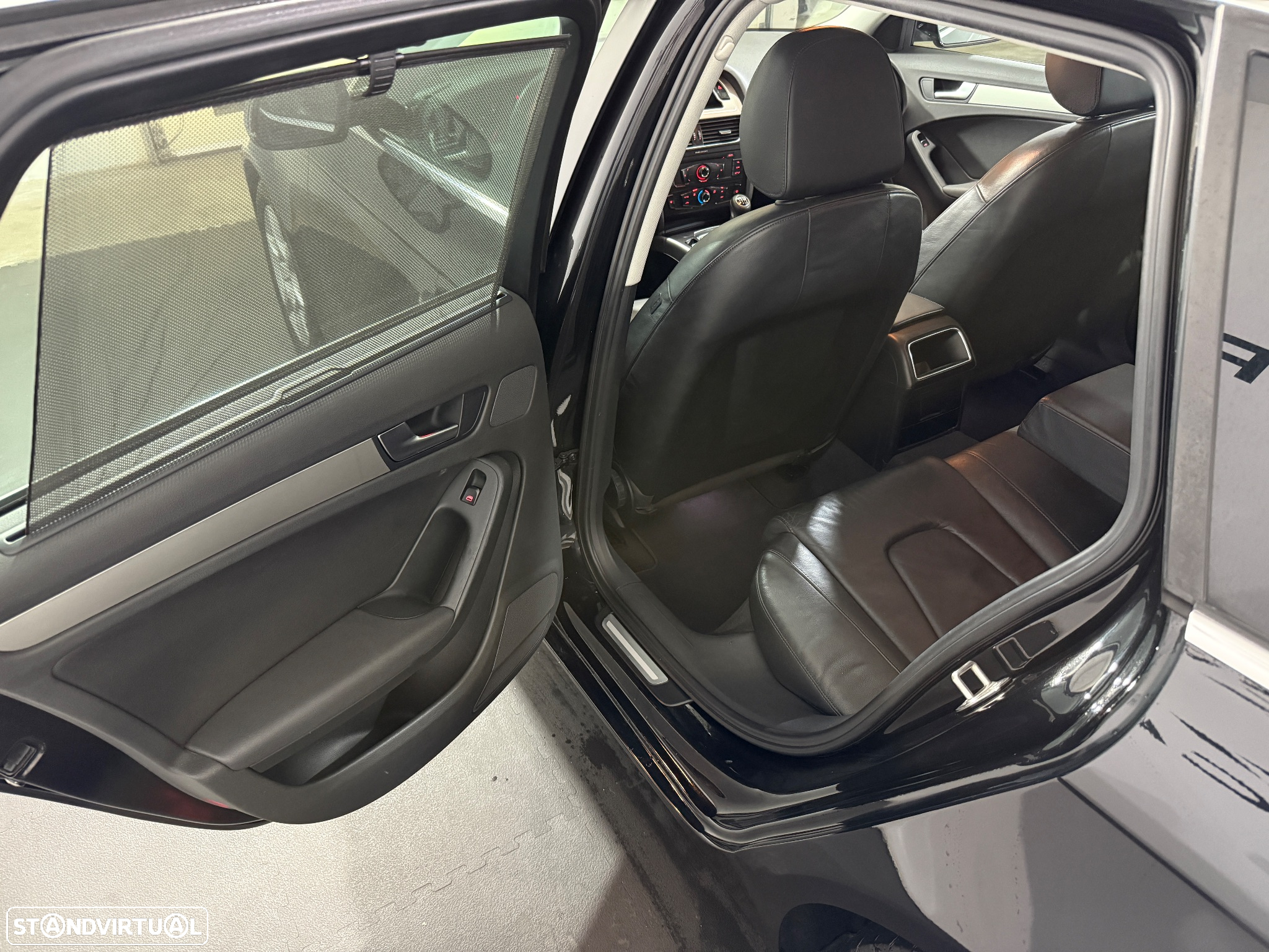 Audi A4 Avant 2.0 TDI Advance - 11