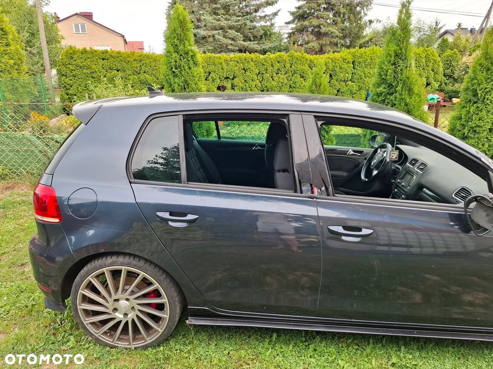 Volkswagen Golf 2.0 GTI DSG - 3