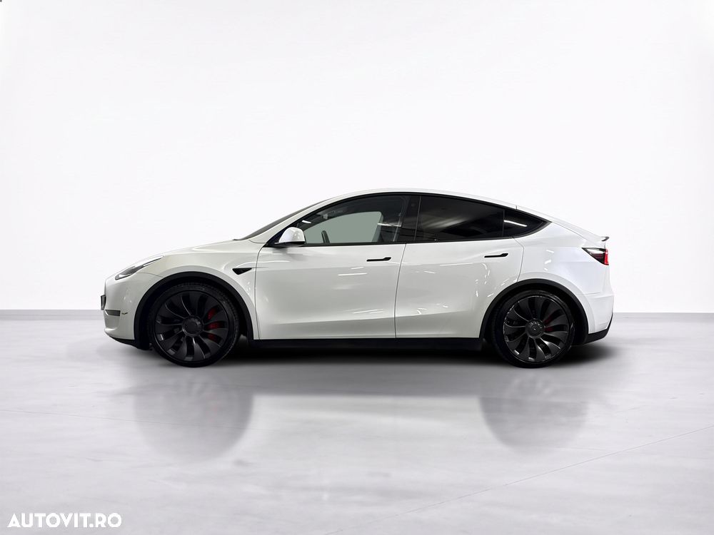 Tesla Model Y AWD Performance - 3