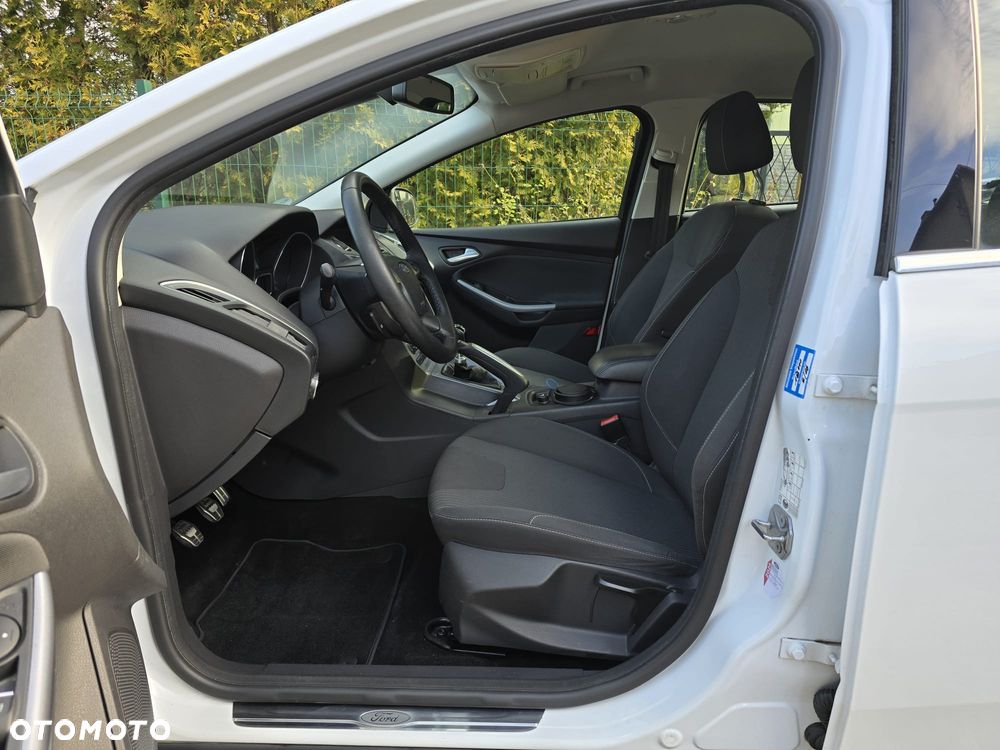 Ford Focus 1.0 EcoBoost Titanium - 22